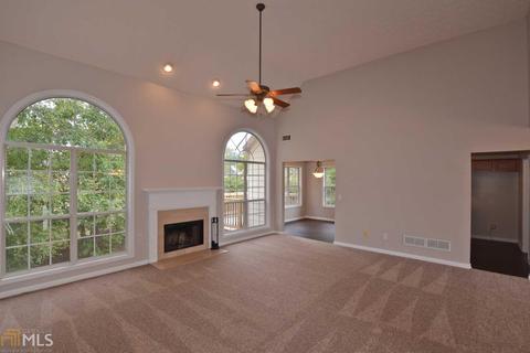 410 Eaglet Ct, Mcdonough, GA 30253 photo 2
