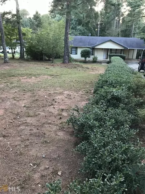 235 W James Cir, Hampton, GA 30228 photo 2
