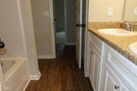 251 Stanebrook Ct, Jackson, GA 30233 photo 11