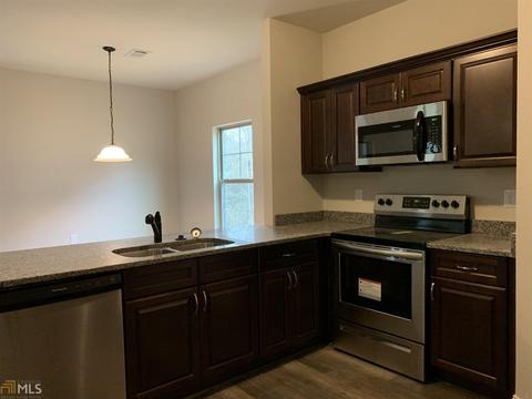 1159 Pebble Ridge Dr, Hampton, GA 30228 photo 4