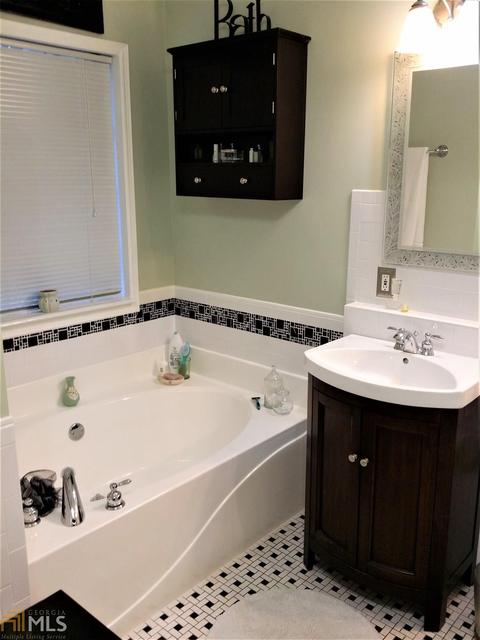 665 Mountainview Dr, Covington, GA 30016 photo 12
