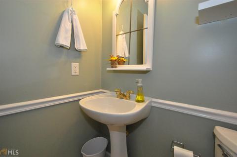 162 Wellington Dr, Lagrange, GA 30241 photo 9