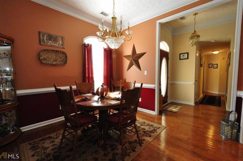 162 Wellington Dr, Lagrange, GA 30241 photo 3
