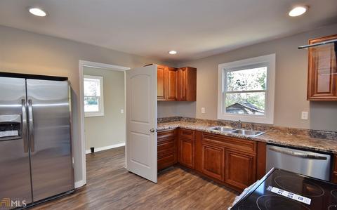 1005 State St, Commerce, GA 30529 photo 10