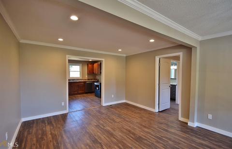 1005 State St, Commerce, GA 30529 photo 9