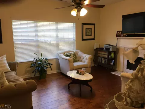 1734 Central Park Loop, Morrow, GA 30260 photo 2