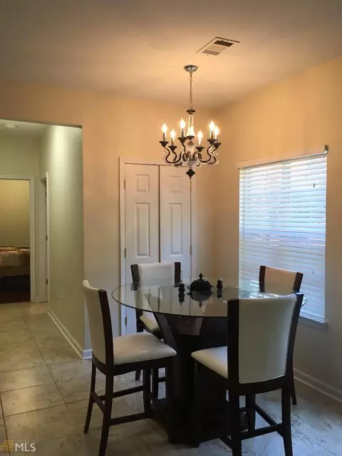 1734 Central Park Loop, Morrow, GA 30260 photo 4