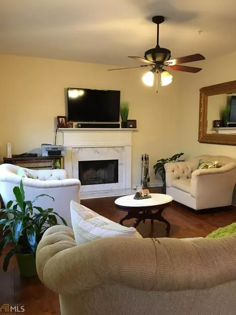 1734 Central Park Loop, Morrow, GA 30260 photo 3