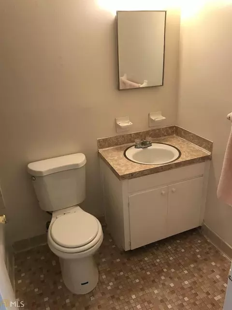 103 Sir Galahad St, Lagrange, GA 30240 photo 9