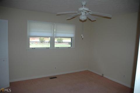 403 Ginger Cir, Lagrange, GA 30240 photo 12
