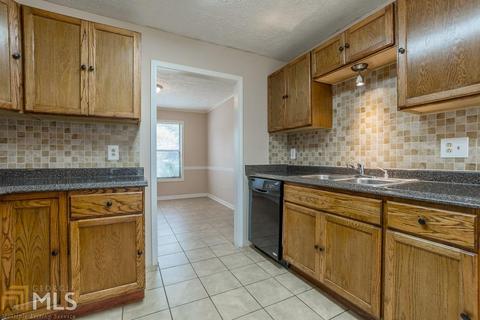 2135 Pinella Dr, Grayson, GA 30017 photo 13