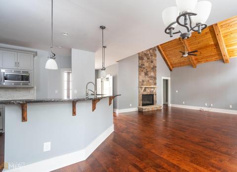 617 Forest Pointe Dr, Forsyth, GA 31029 photo 9