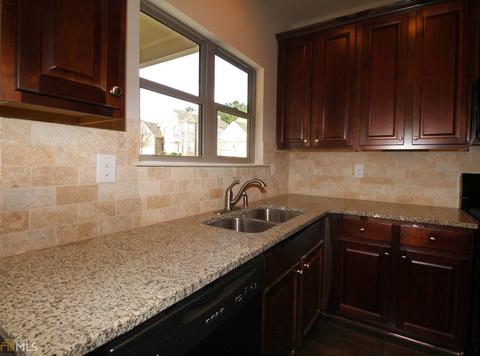 300 Silver Ridge Dr, Covington, GA 30016 photo 12