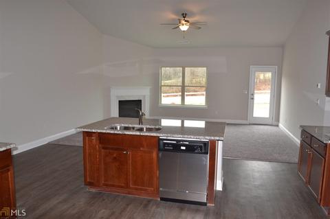 525 Cottage Loop, Pendergrass, GA 30567 photo 6