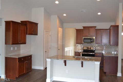 525 Cottage Loop, Pendergrass, GA 30567 photo 9