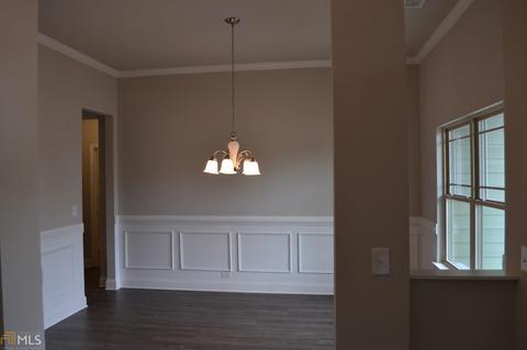 525 Cottage Loop, Pendergrass, GA 30567 photo 2