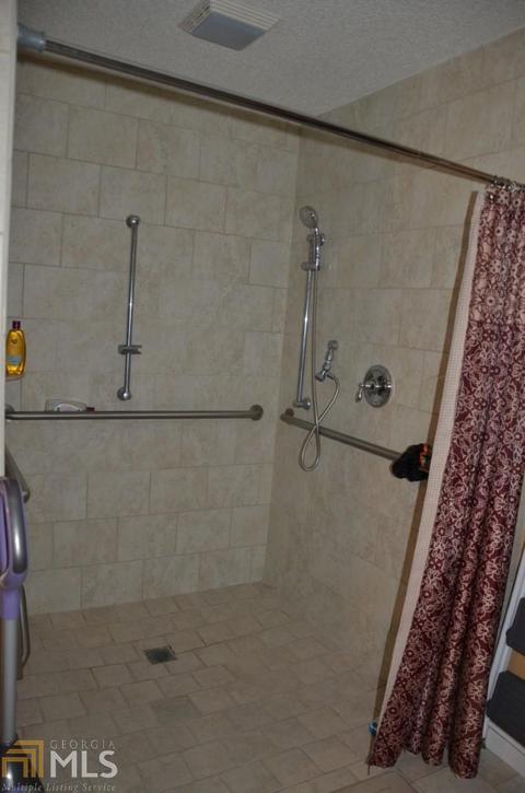 110 Camelot Dr, Dublin, GA 31021 photo 9