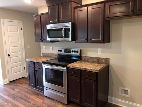 233 Needleleaf Dr, Barnesville, GA 30204 photo 5