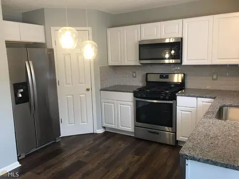 1633 Maple Trace Ct, Grayson, GA 30017 photo 9