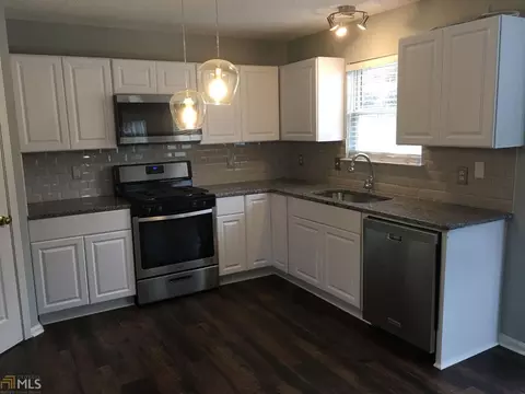 1633 Maple Trace Ct, Grayson, GA 30017 photo 8
