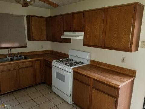 5480 Forest E, Stone Mountain, GA 30088 photo 6