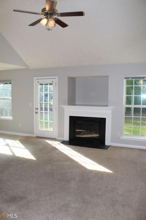 108 Preakness Dr, Lagrange, GA 30241 photo 4