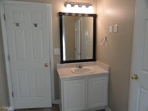 136 Goldleaf Dr, Hampton, GA 30228 photo 6