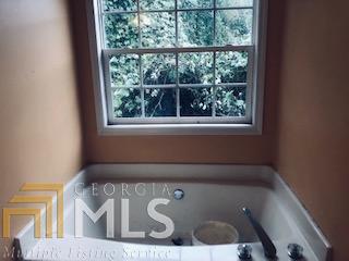623 Bowling Ln, Winder, GA 30680 photo 10