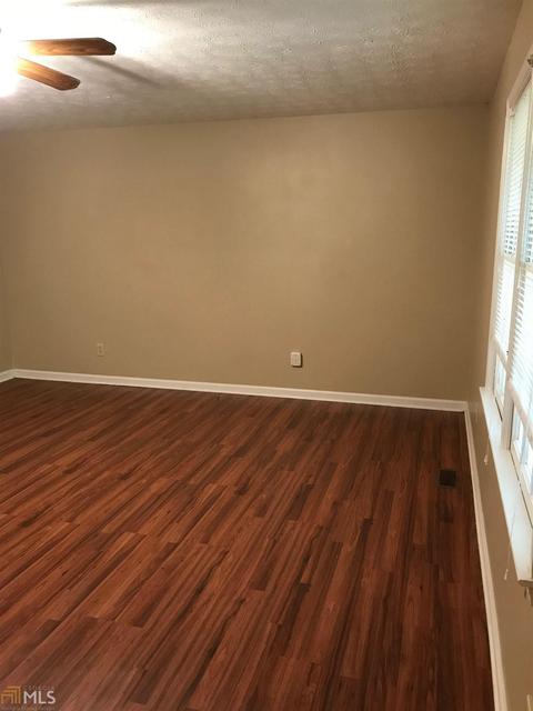 696 Phillips Dr, Monroe, GA 30656 photo 7