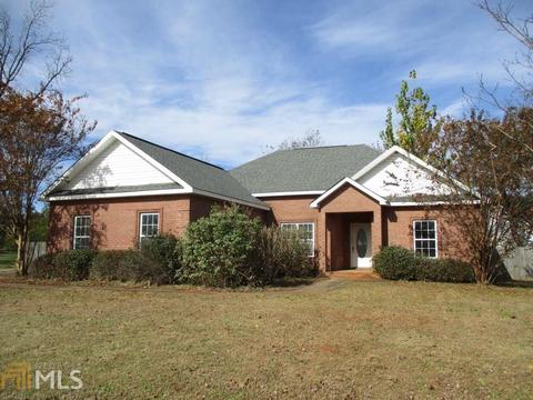 208 Mahan Dr, Perry, GA 31069 photo 1