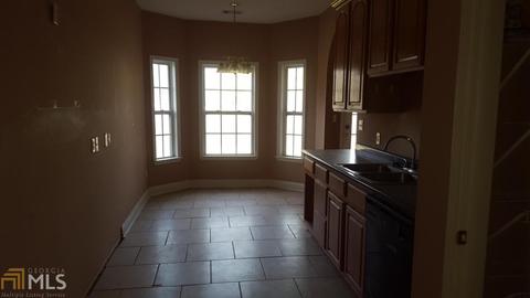 208 Mahan Dr, Perry, GA 31069 photo 3