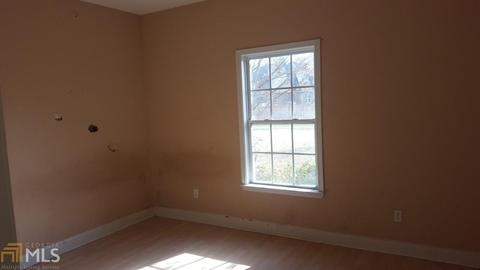 208 Mahan Dr, Perry, GA 31069 photo 7