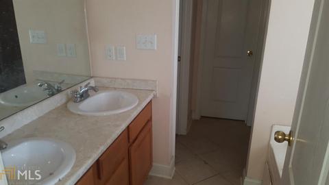 208 Mahan Dr, Perry, GA 31069 photo 6