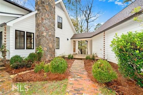 8915 E Cherokee Dr, Canton, GA 30115 photo 4