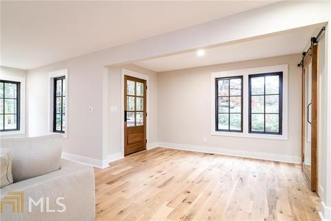 8915 E Cherokee Dr, Canton, GA 30115 photo 7