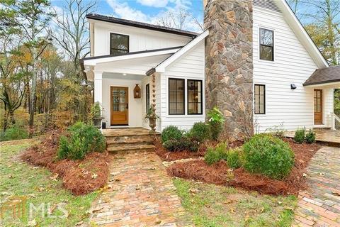 8915 E Cherokee Dr, Canton, GA 30115 photo 2