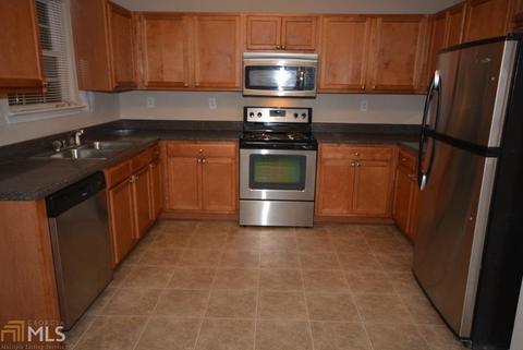255 Lakeside Pt, Covington, GA 30016 photo 8