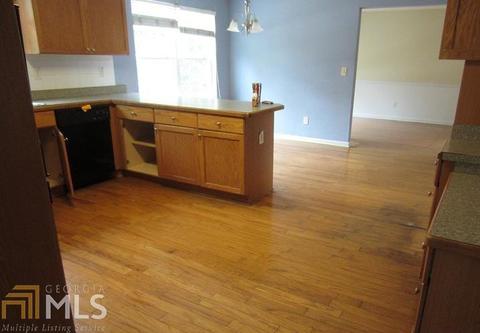 515 Fieldstone Ln, Covington, GA 30016 photo 3