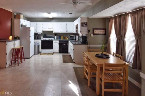 375 Five Oaks Dr, Covington, GA 30014 photo 10