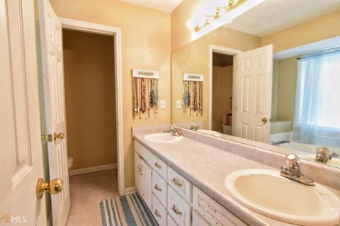 375 Five Oaks Dr, Covington, GA 30014 photo 17