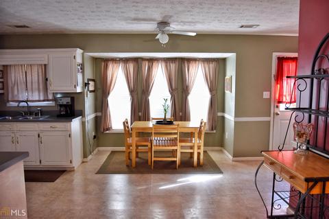 375 Five Oaks Dr, Covington, GA 30014 photo 9