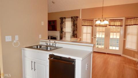 195 SE Ashton Dr SE, Covington, GA 30016 photo 15