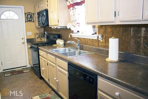 202 Pinebrook Ct, Lagrange, GA 30240 photo 5