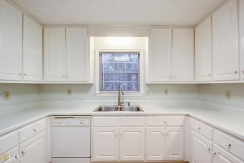 59 Sunhigh St, Mcdonough, GA 30253 photo 3