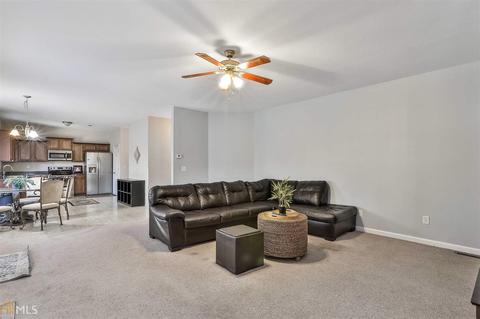 504 Citadel Cir, Hampton, GA 30228 photo 5