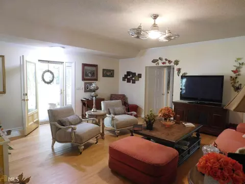 1403 Co Rd 278, Five Points, AL 36855 photo 3