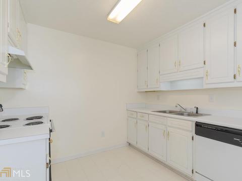 403 Windsor Dr, Monroe, GA 30656 photo 12