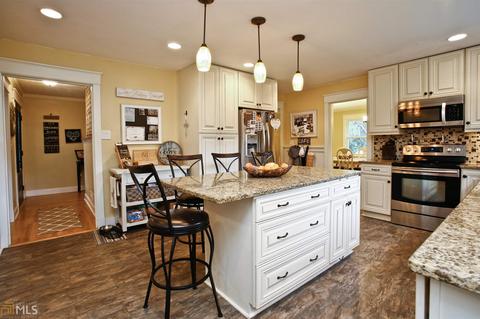 1674 E Gate Dr, Stone Mountain, GA 30087 photo 8