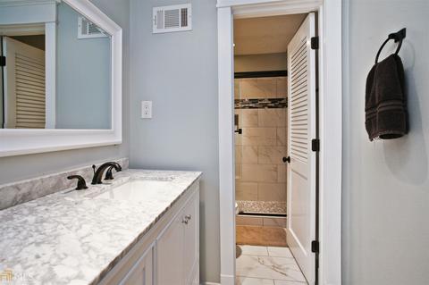 1674 E Gate Dr, Stone Mountain, GA 30087 photo 14