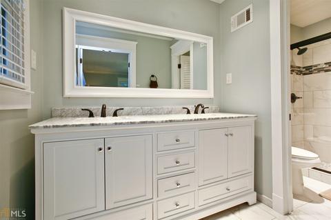 1674 E Gate Dr, Stone Mountain, GA 30087 photo 13